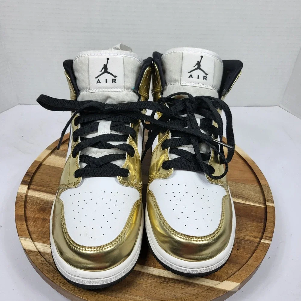 Air Jordan 1 Mid SE Metallic Gold Black White DC1420-700 Size 7Y Womens 8.5